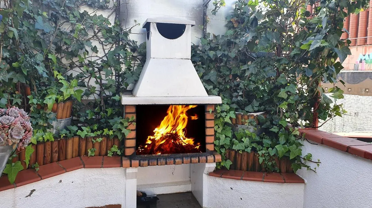 Aparthotel Ático, terraza y BBQ, Metro BCN, Park Güell Barcellona